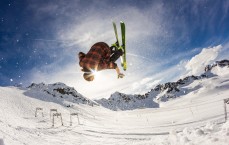 体育彩票_宿命对决，历史级连胜迎战王朝困局，活塞勇士之战引爆联盟焦点