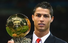 中国体彩：独家，AC米兰求购马特塔遭水晶宫坚决拒绝，转会市场博弈升级