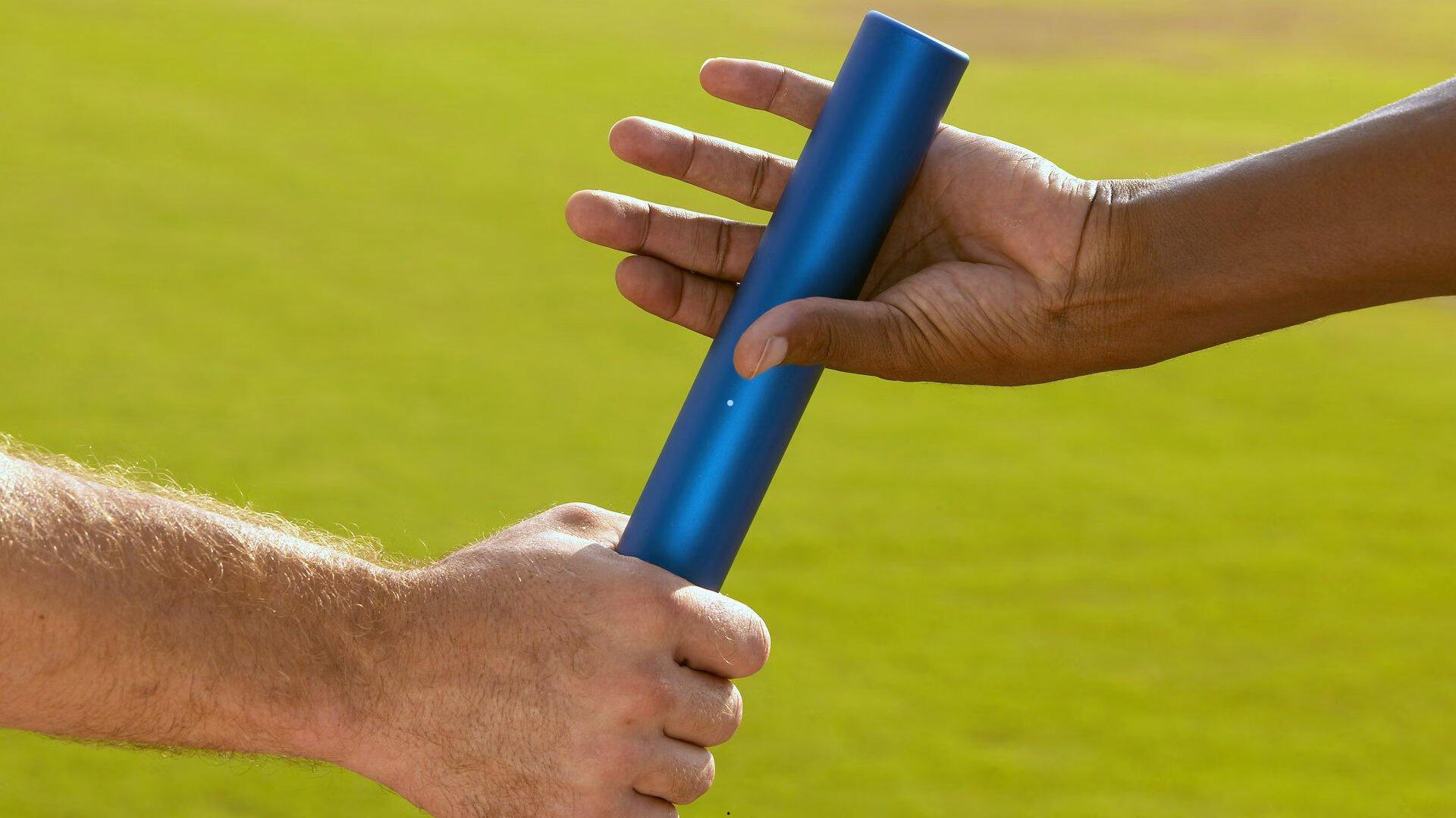 布伦森伤情现曙光，离开更衣室未着保护靴未持拐杖，队记透露康复积极信号