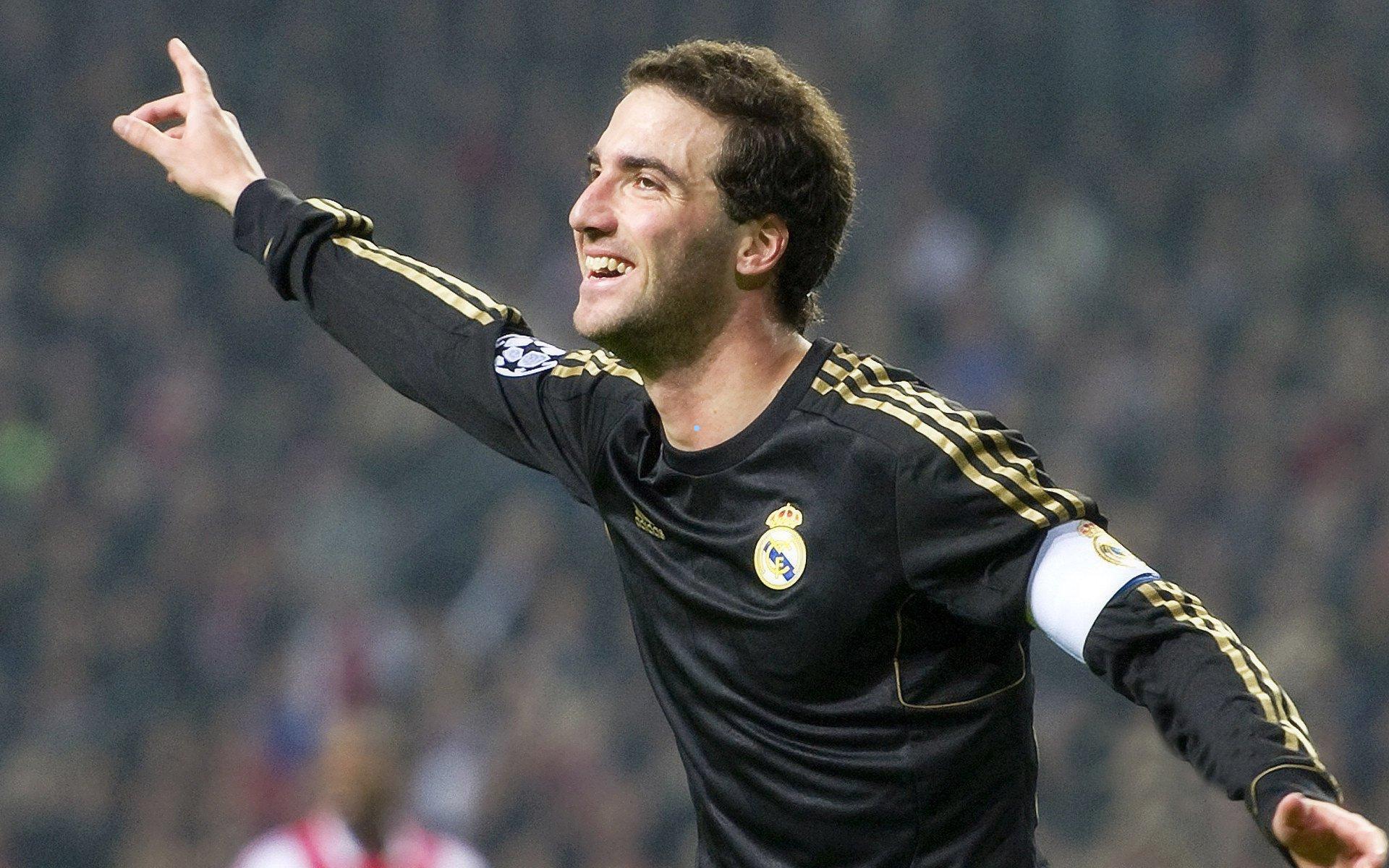 重磅！C罗跨界收购利雅得胜利15%股份，估值5千万英镑开启足坛新篇章