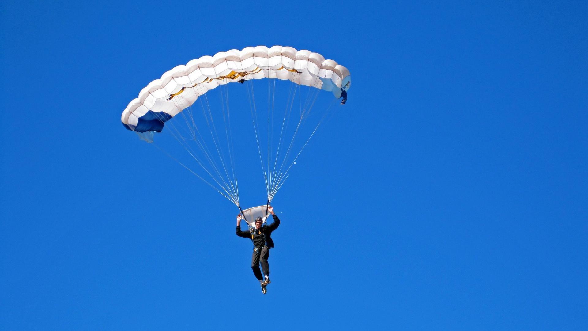 奥利塞上演捂眼庆祝！满血回归宣告王者归来